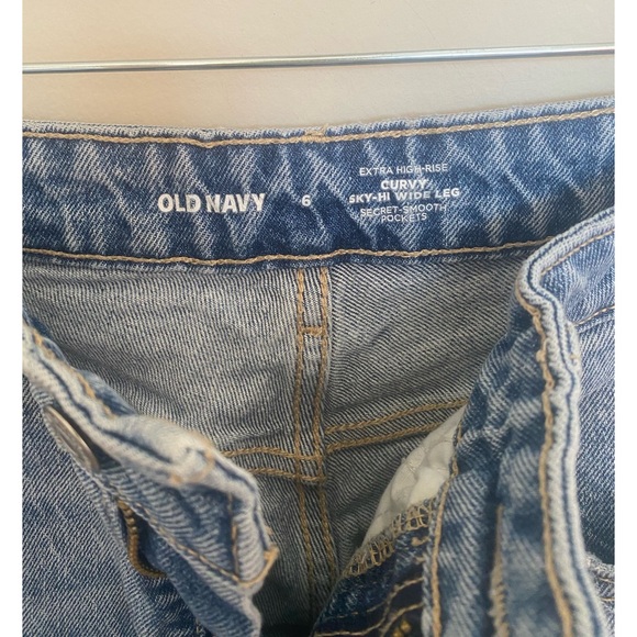 Old Navy wide leg jeans - Picture 3 of 6